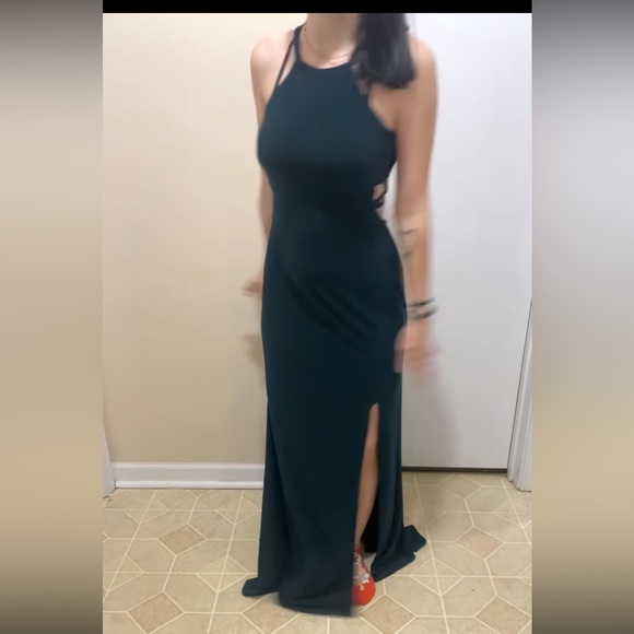 Dresses & Skirts - green simple formal prom dress